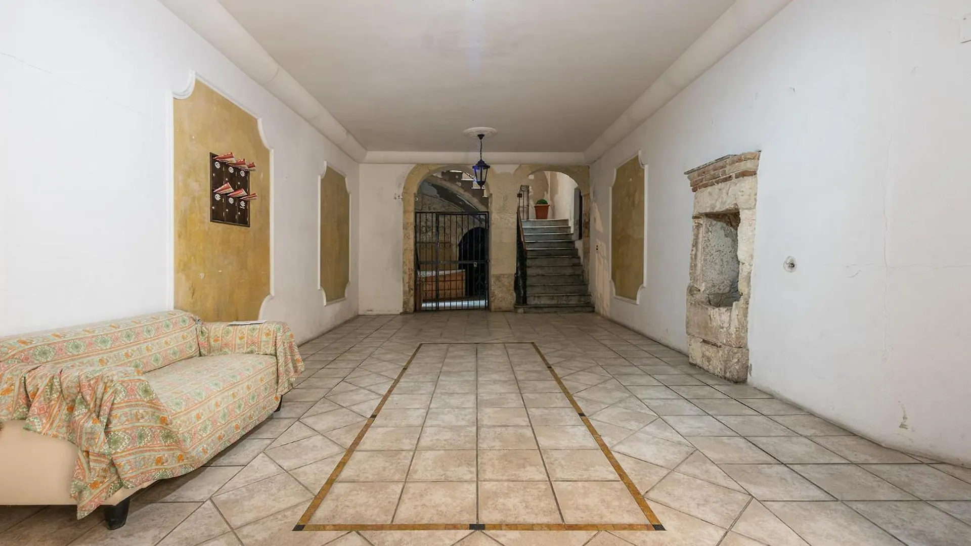 Ferienwohnung Cozy Castle Loft Cagliari Apartment